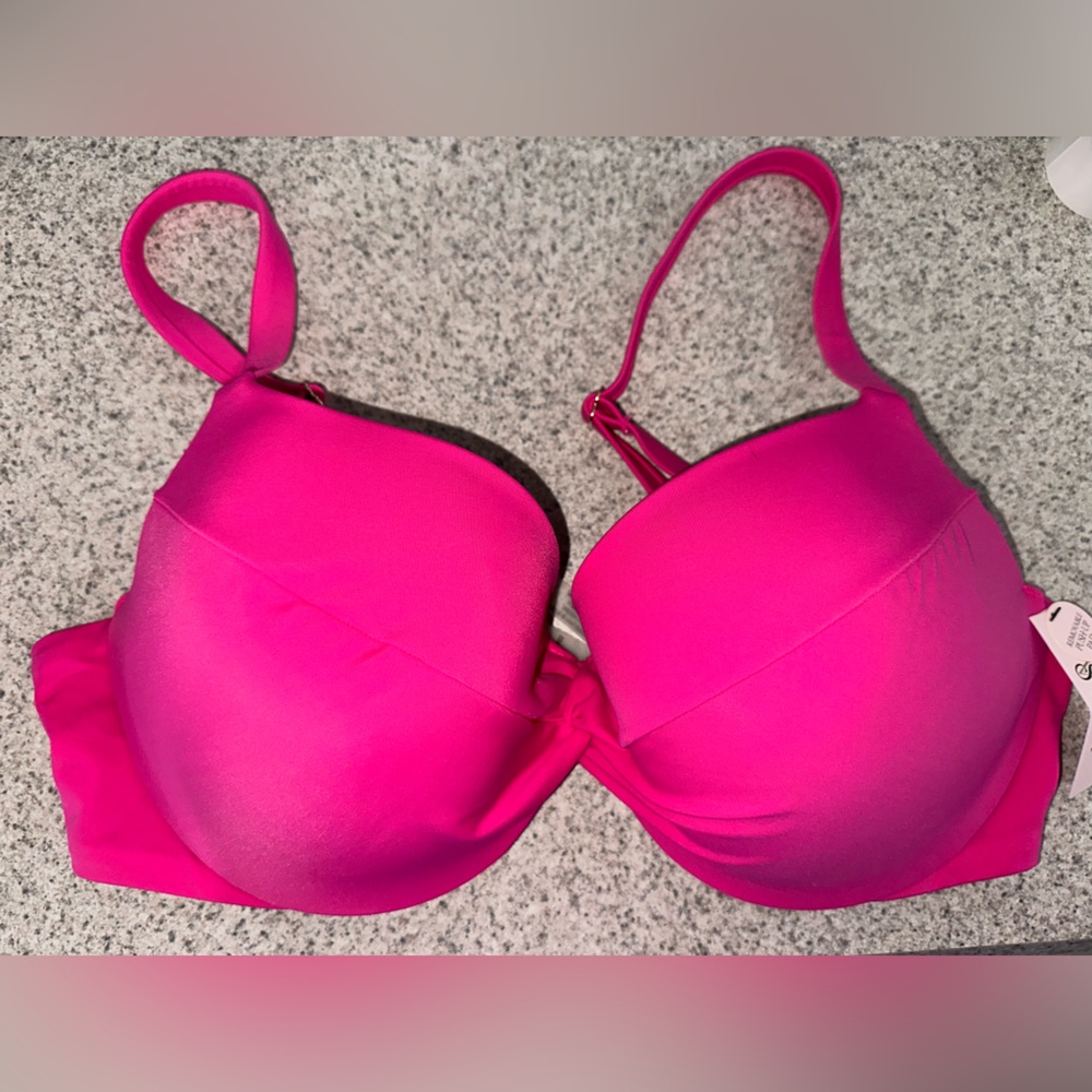 NWT Victoria Secret 38D Twist Front Push Up Bikini Swim Top